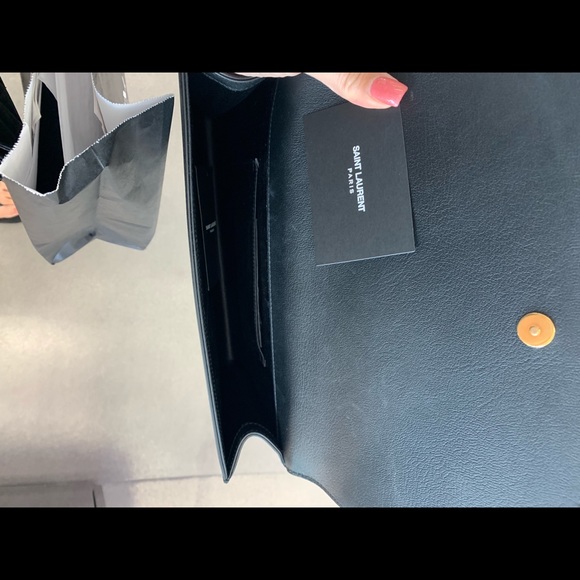 YSL Black clutch New - Picture 3 of 4